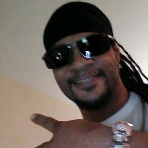 Meet your Posher, Clarence